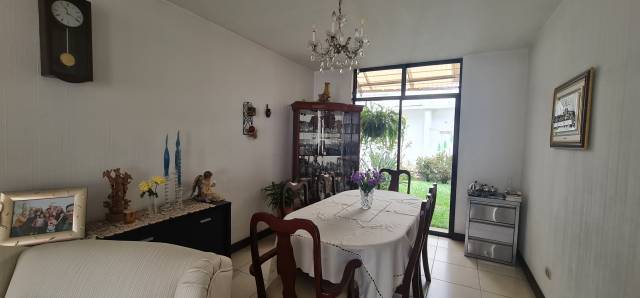 Vendo Casa en Cerro Azul San Cristobal - Miniatura 2