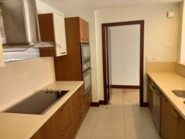Apartamento en alquiler Tiffany Cañada Zona 14, 2 Hab. - Image 1