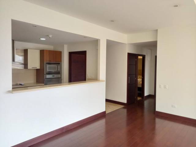 Apartamento en alquiler Tiffany Cañada Zona 14, 2 Hab. - Image 2