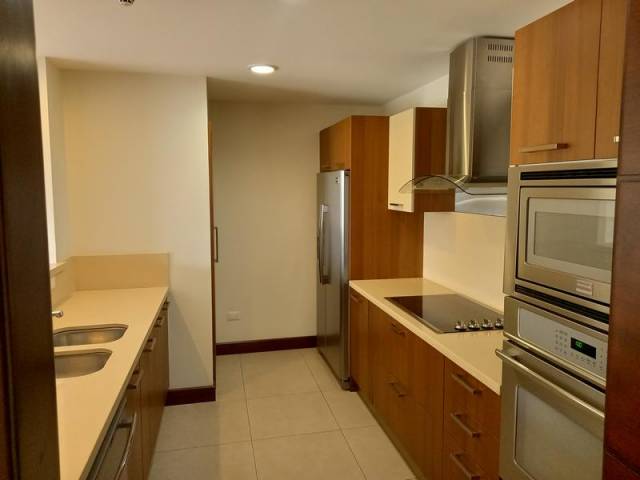 Apartamento en alquiler Tiffany Cañada Zona 14, 2 Hab. - Image 2