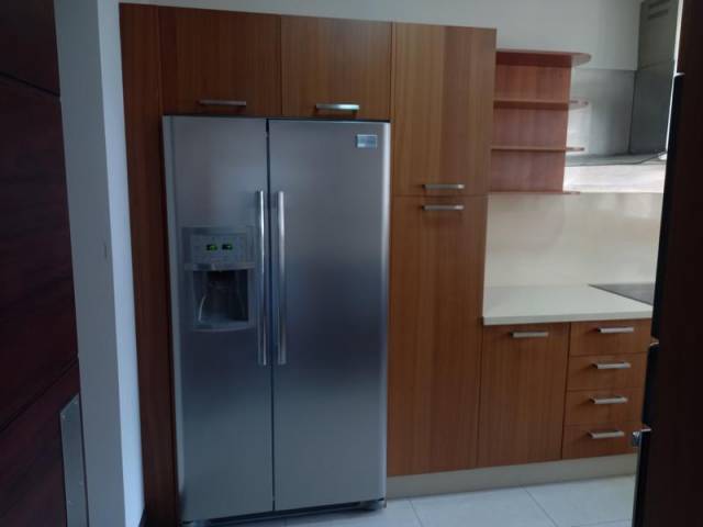 HERMOSO APARTAMENTO EN RENTA ZONA 14 - Miniatura 7