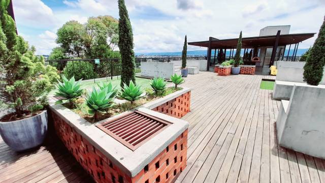 APARTAMENTO EN RENTA EN ZONA 11 MARISCAL UNO UNO - Image 1