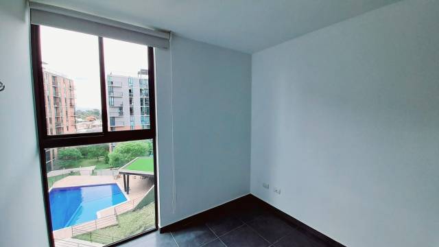 APARTAMENTO EN RENTA EN ZONA 11 MARISCAL UNO UNO - Image 4