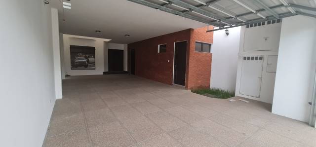 CASA NUEVA EN VENTA EN SAN CRISTOBAL MIXCO - Image 1