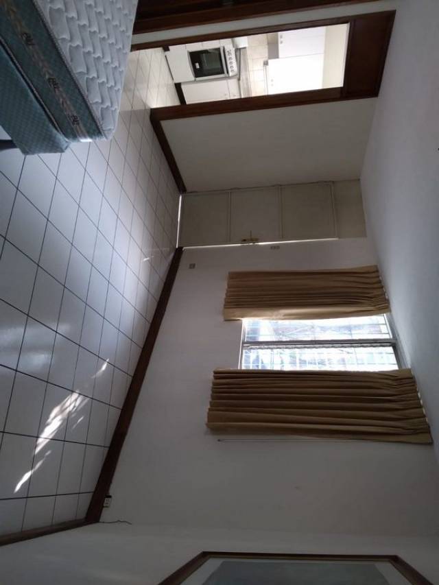 Apartamento Amueblado en Alquiler de Una Habitación - Image 3