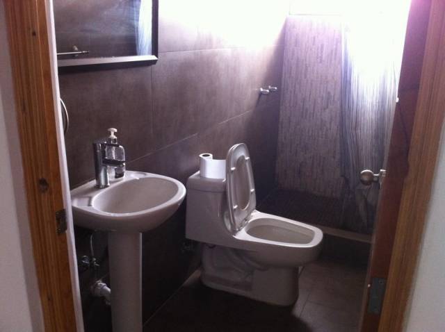 Alquilo Apartamento de lujo en la Zona 1 INF 5805-0508 / 5835-4656 - Image 3