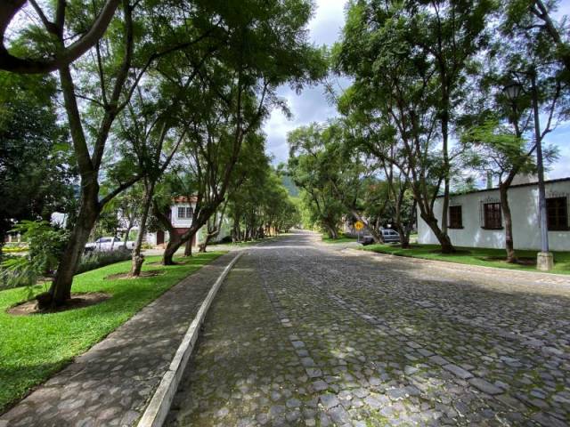 EXCLUSIVO TERRENO EN VENTA, JOCOTENANGO ANTIGUA GUATEMALA - Image 3