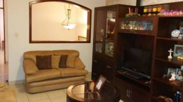(+1) Casa Colonia Primavera - Image 1
