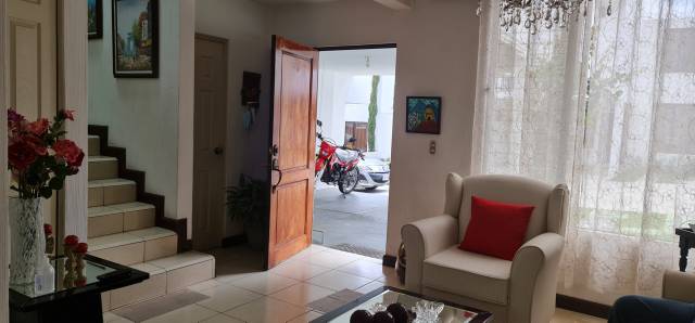CASA EN VENTA EN SAN CRISTOBAL CERRO AZUL MIXCO - Image 3