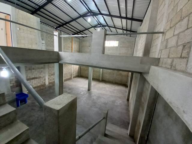 BODEGA EN RENTA EN ZONA 5 GUATEMALA - Miniatura 4