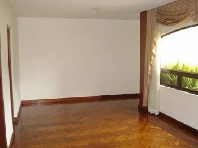 CITYMAX DIAMOND ALQUILA LINDO APARTAMENTO EN ZONA 10 - Image 2