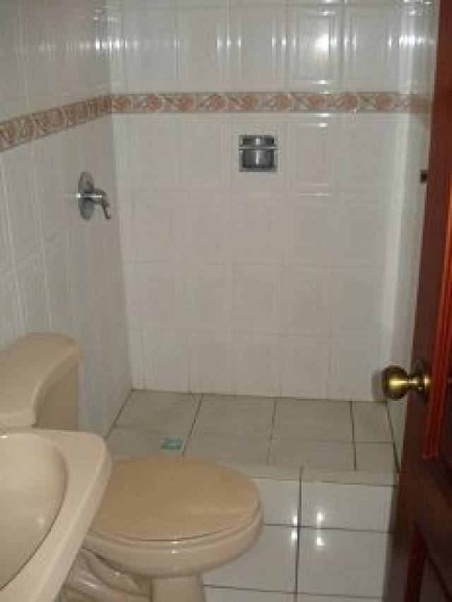 CITYMAX DIAMOND ALQUILA LINDO APARTAMENTO EN ZONA 10 - Miniatura 7
