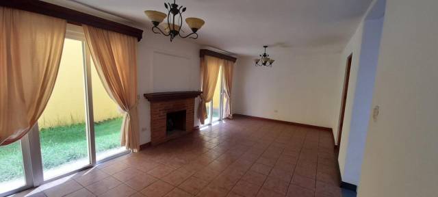 CityMax Antigua venta casa en Zona 1 San Lucas - Image 3