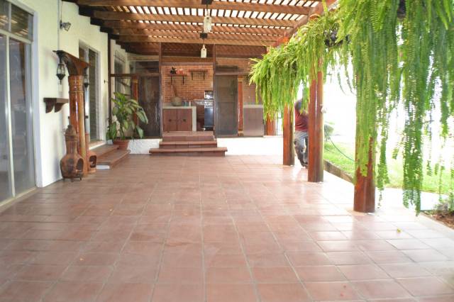 Casa gigante en renta en san cristobal - Image 2
