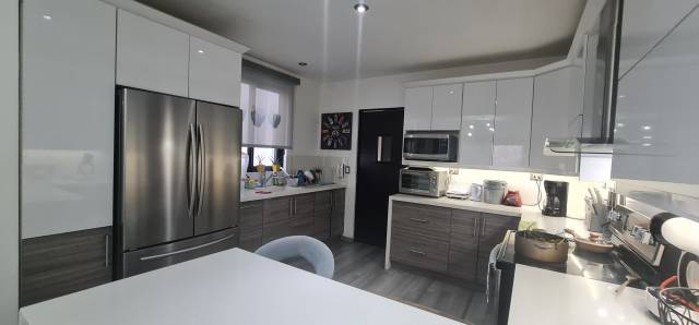 Casa en venta en Solaire San Cristobal - Image 4