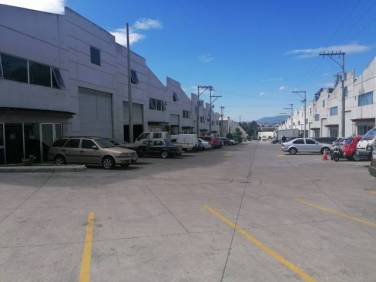 Rento Ofibodega en complejo industrial en zona 12 petapa - Image 1