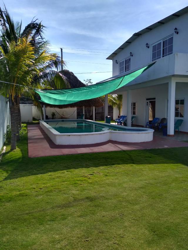 Bella casa en Monterrico - Image 4