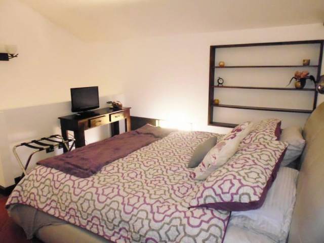 APROVECHE!  GANGA!! APARTAMENTO A LA ENTRADA DE ANTIGUA GUATEMALA! - Miniatura 2