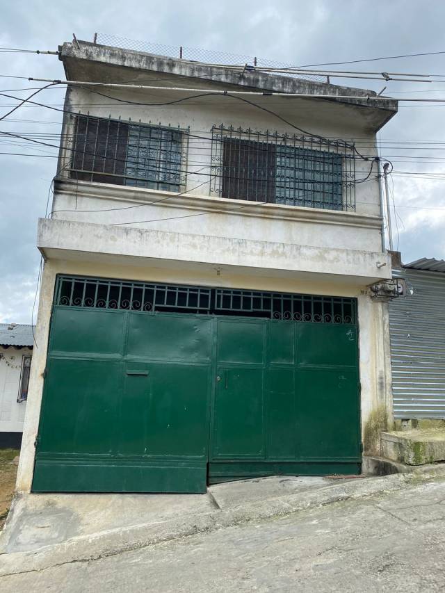 VENDO CASA - Image 1