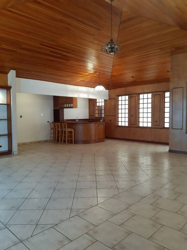 VENDO CASA EN ZONA 13 DE UN NIVEL ADENTRO DE.CONDOMINIO - Image 2