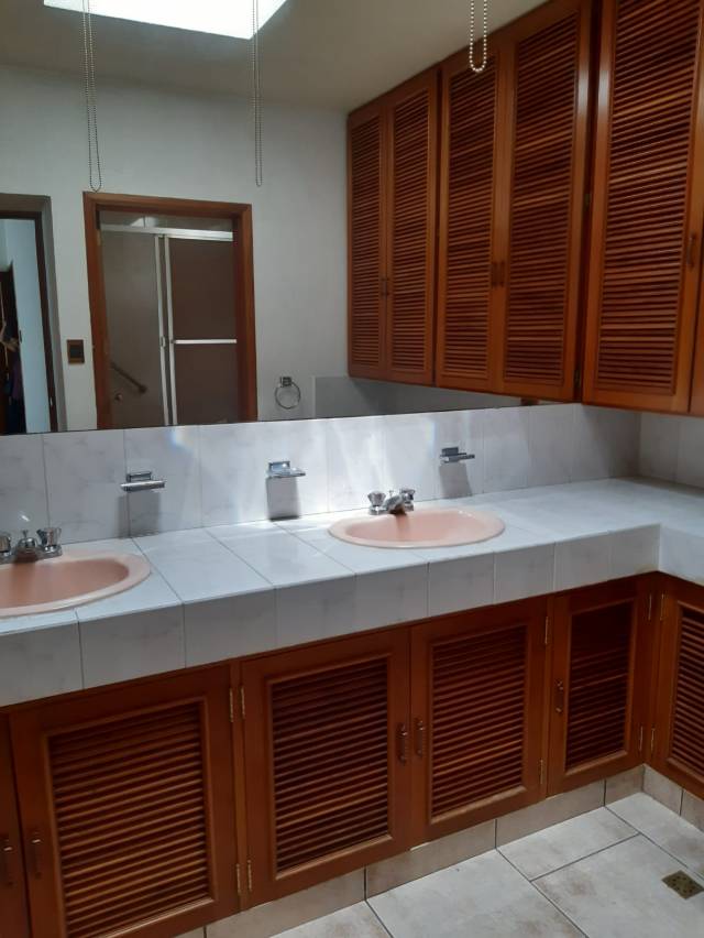 VENDO CASA EN ZONA 13 DE UN NIVEL ADENTRO DE.CONDOMINIO - Image 5