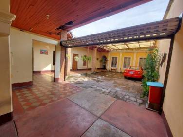 CASA EN RENTA ZONA 1 - Image 1