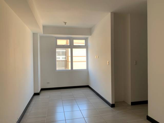 VENTA DE APARTAMENTO NUEVO EN ZONA 1 - Image 2