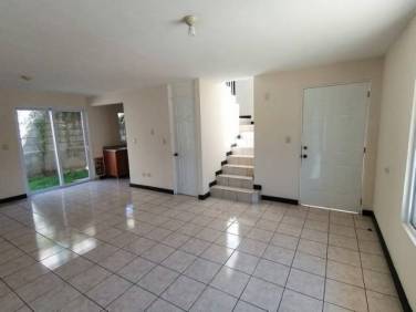Casa en Venta, Condado Catalina Villa Nueva, Guatemala - Image 1
