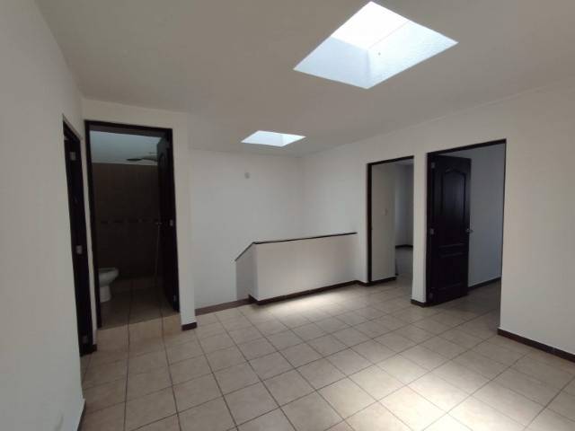 Casa en Venta Colonia Villas del Condado, Villa Nueva - Image 3