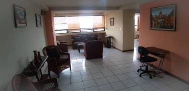 Apartamento Amueblado en Renta en Zona 9 Guatemala - Image 1