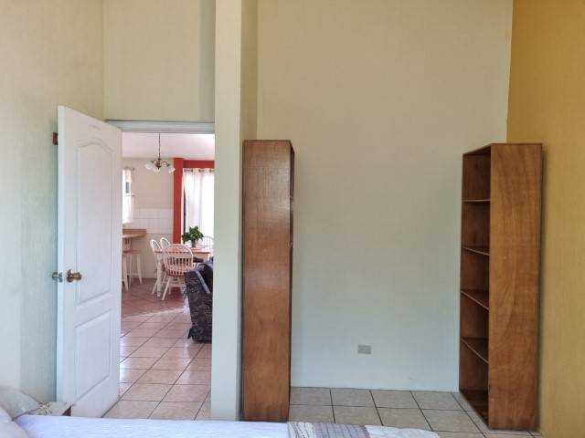 Apartamento Amueblado en Renta Zona 15 - Image 4