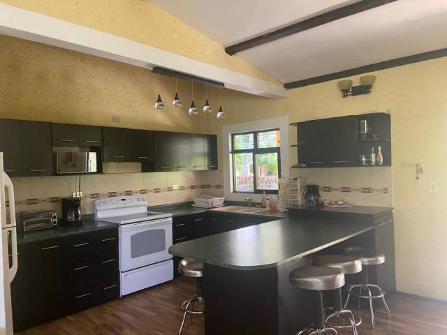 Casa Amueblada en Venta Campo Aventura, Escuintla - Image 4