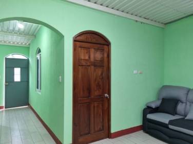 Casa en Venta Villa Nueva, colonia con garita - Image 1
