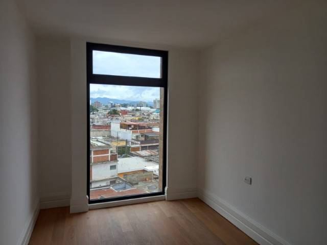 Apartamento en Renta Zona 5 Ciudad Guatemala - Image 4