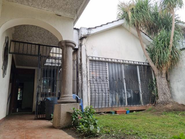 Casa en Venta Monte Maria III Zona 12 garita de control - Image 5