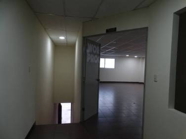 Ofibodega en Renta Avenida Petapa Zona 12 Guatemala - Image 1