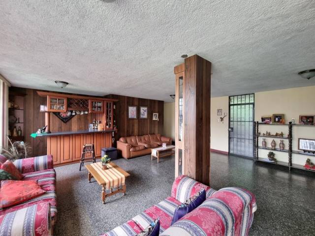 Casa Para Uso Comercial en Renta en Utatlán 2, Zona 11 - Image 5