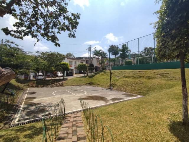 Casa en Venta Villa Nueva, cerca de Mayan Golf - Image 5
