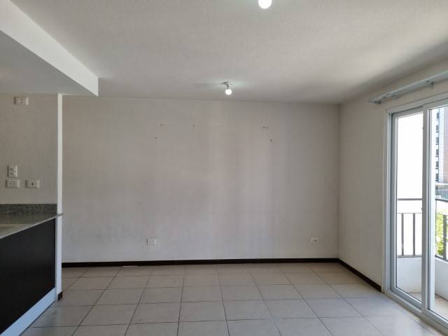 Apartamento en Alquiler Parque 7 Zona 7 Roosevelt - Image 2