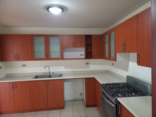 Apartamento en Venta Las Gemas Zona 11 Guatemala - Miniatura 5