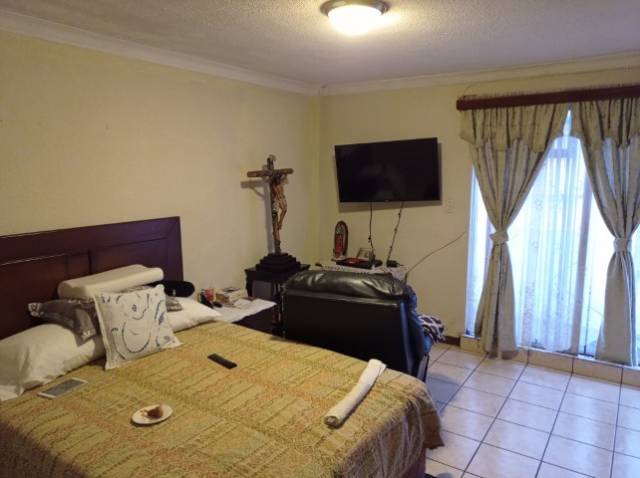 Casa en Venta Colinas de Monte María Norte, Villa Nueva - Image 4