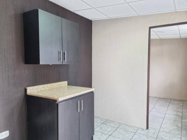 Apartamento en Renta Zona 3 Nueva Montserrat - Miniatura 2