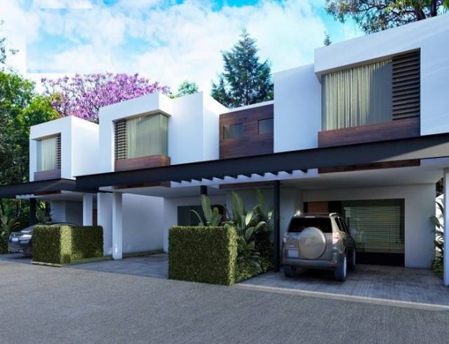 CASA EN VENTA CARRETERA A EL SALVADOR! - Image 2