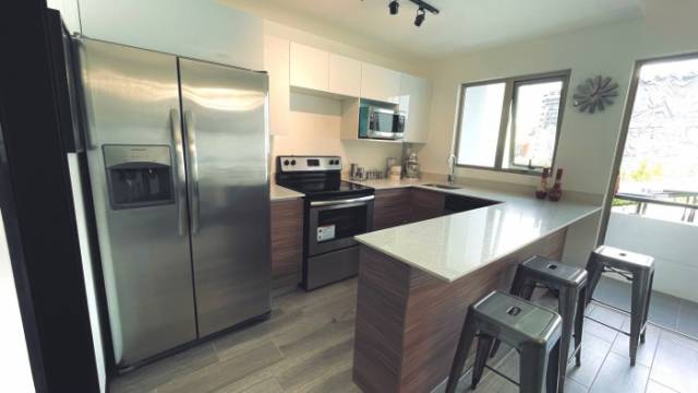 ¡HERMOSO APARTAMENTO EN ZONA 14, GUATEMALA! - Image 4