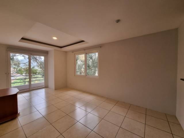 ¡APARTAMENTO EN VENTA EN ZONA 7! - Image 3