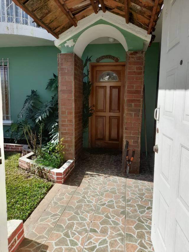 VENDO CASA EN CIUDAD SAN CRISTOBAL. - Miniatura 2