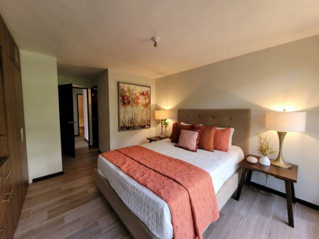 ¡APARTAMENTO EXPCLUSIVO EN VENTA, CAES! - Image 2