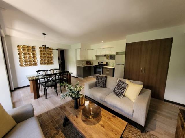 ¡APARTAMENTO EXPCLUSIVO EN VENTA, CAES! - Image 4