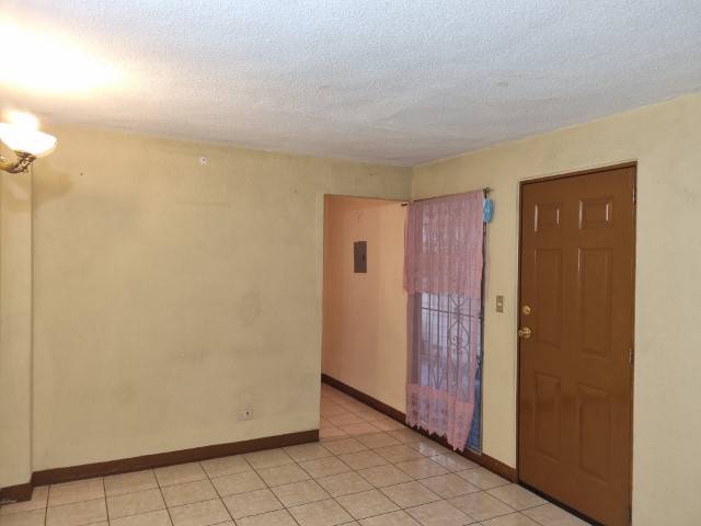 Vendo Casa en Residenciales Petapa 2, San Miguel Petapa - Image 3