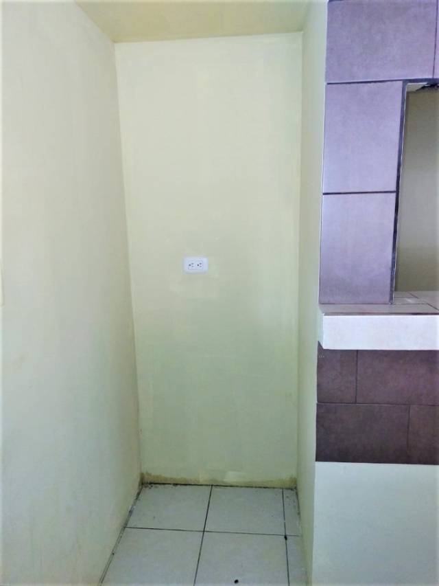 Rento Local comercial en San José Pinula - Miniatura 7
